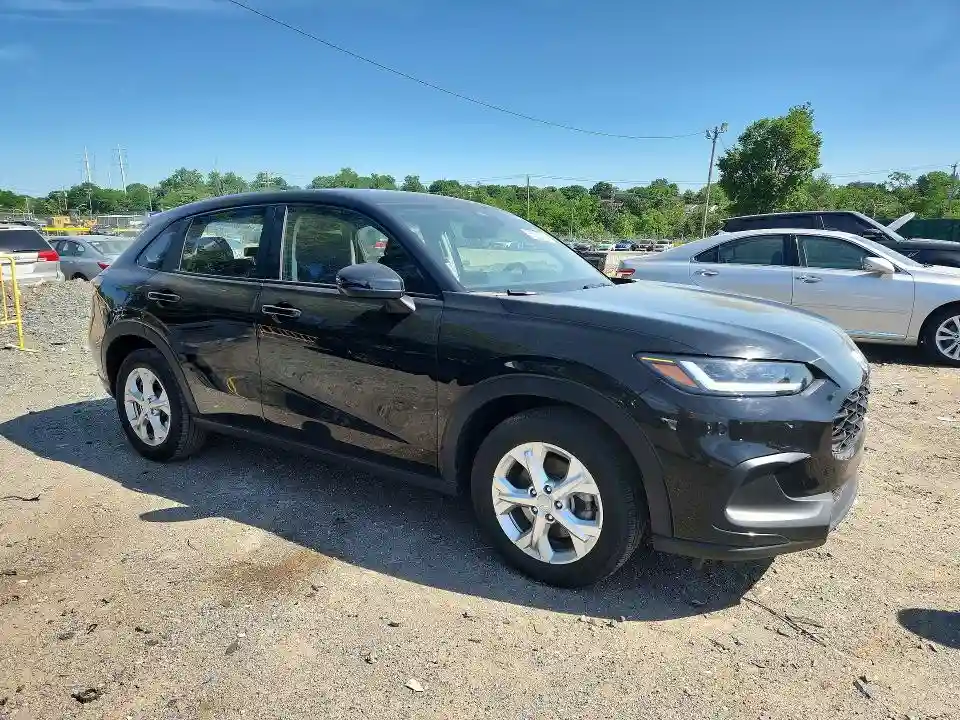 3CZRZ1H39SM750556 2025 HONDA HR-V-3