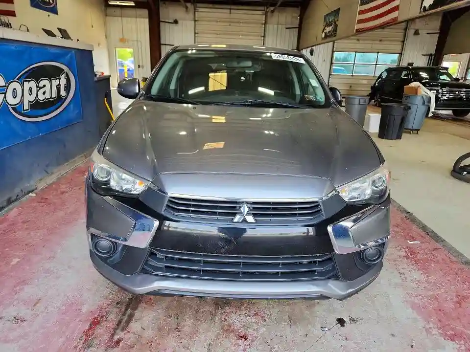 JA4AR3AU2HZ006980 2017 MITSUBISHI OUTLANDER-4