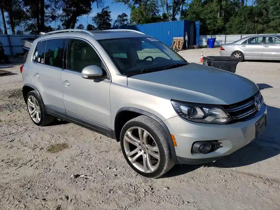 WVGAV3AX3DW081108 2013 VOLKSWAGEN TIGUAN-3