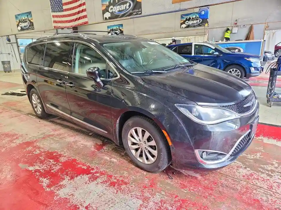 2C4RC1BG9JR114424 2018 CHRYSLER PACIFICA-3