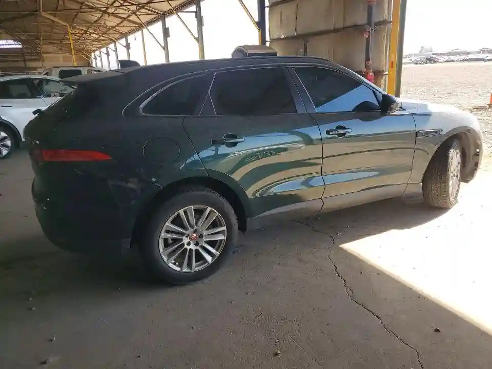 SADCK2FN1JA254144 2018 JAGUAR F-PACE-2