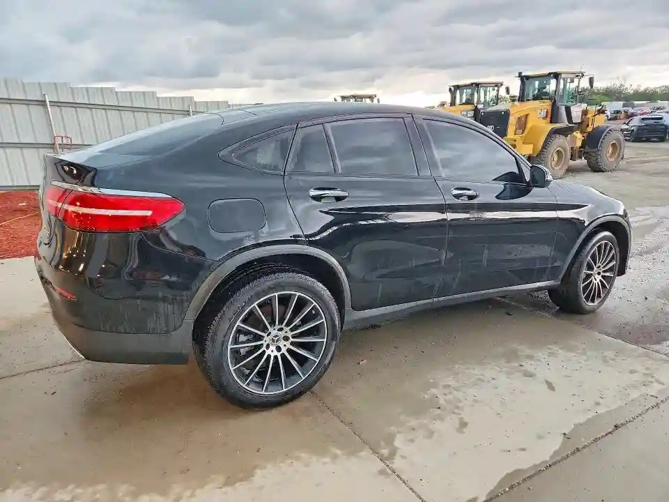 WDC0J4KBXHF234068 2017 MERCEDES-BENZ GLC-CLASS-2