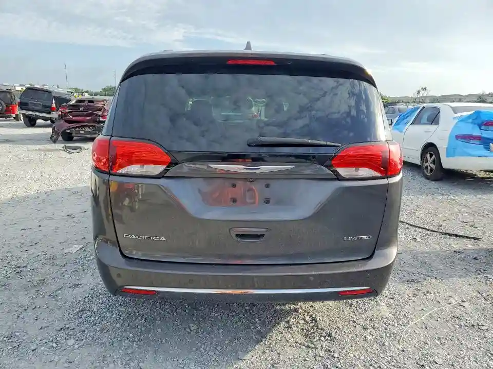 2C4RC1GG6JR106791 2018 CHRYSLER PACIFICA-5