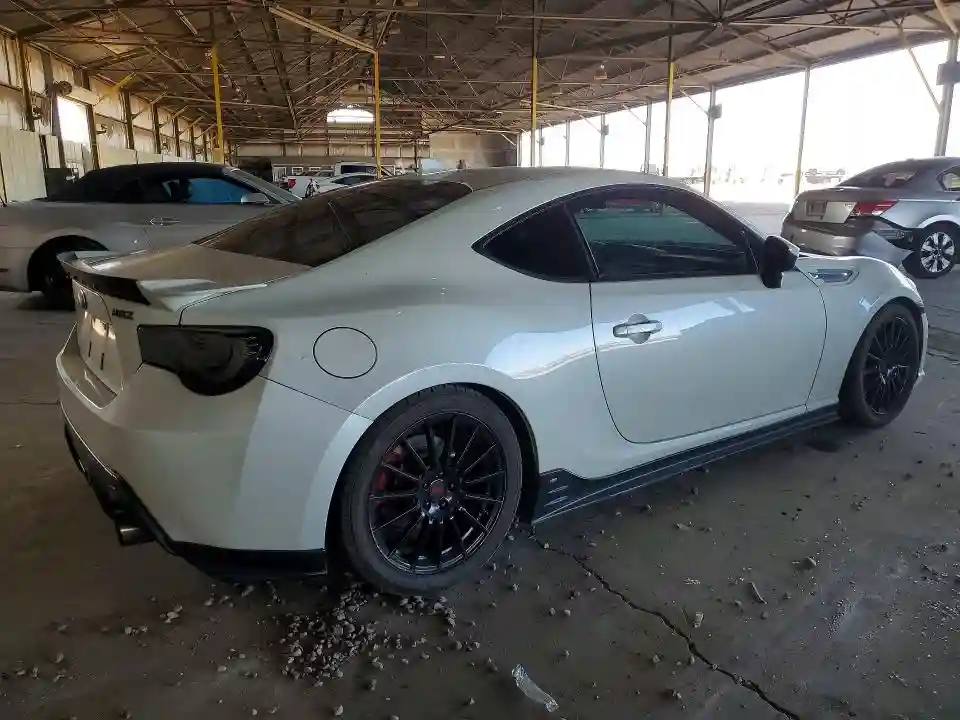 JF1ZCAC14F9601169 2015 SUBARU BRZ-2