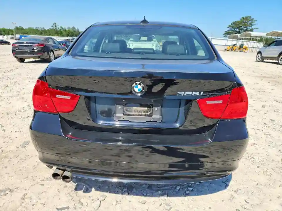 WBAPH7C50BE678936 2011 BMW 3 SERIES-5