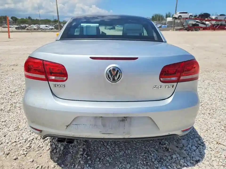 WVWBW8AH4FV000038 2015 VOLKSWAGEN EOS-5