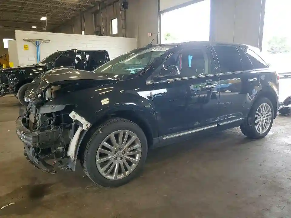 2LMDJ8JK4DBL00318 2013 LINCOLN MKX-0