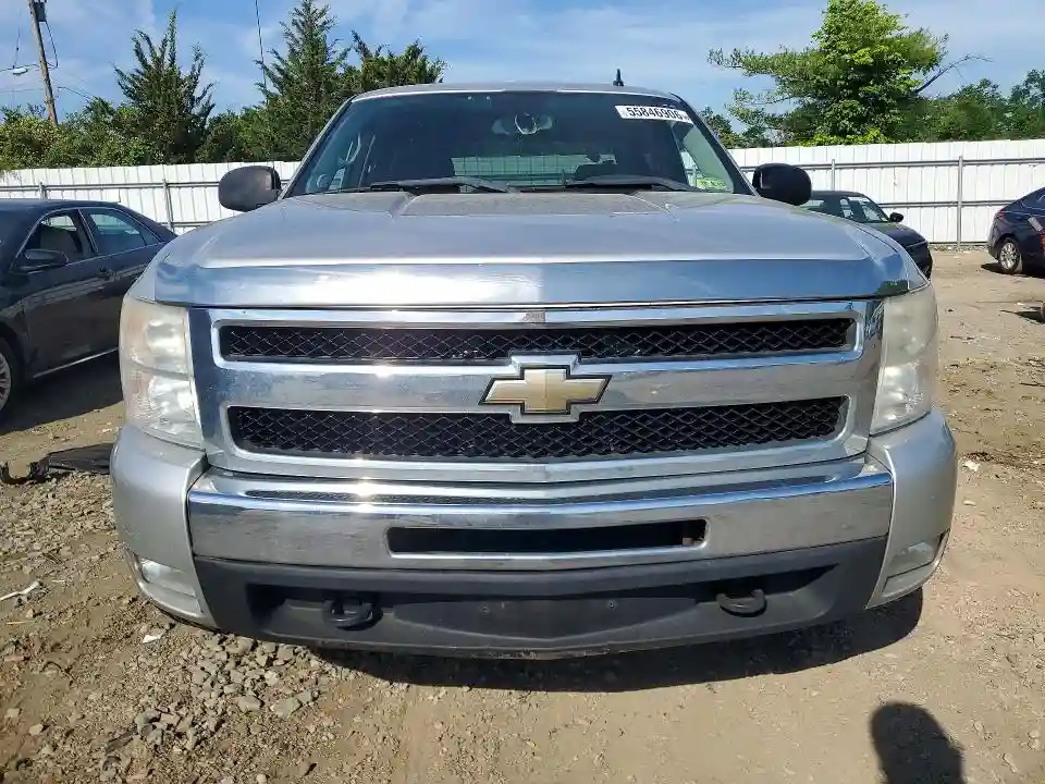 3GCPKSE31BG352560 2011 CHEVROLET SILVERADO-4
