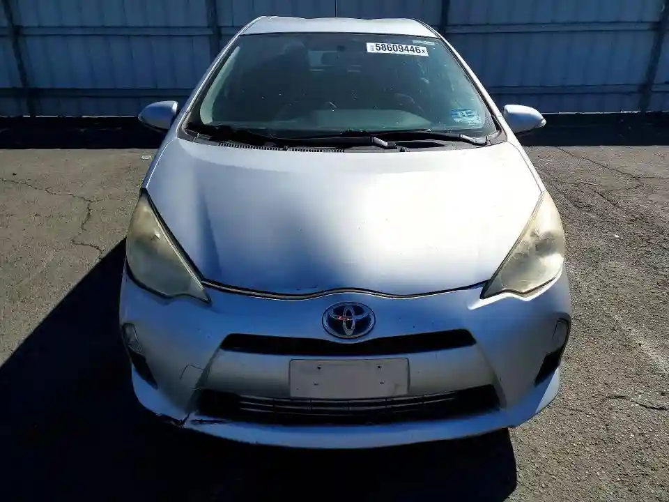 JTDKDTB32C1001400 2012 TOYOTA PRIUS C TH-4