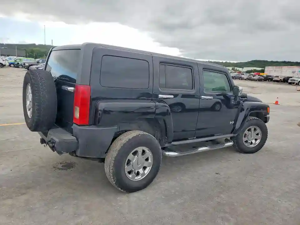 5GTMNJEE0A8114962 2010 HUMMER H3-2