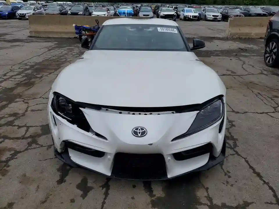 WZ1DB0G05TW074003 2026 TOYOTA GR SUPRA 3-4
