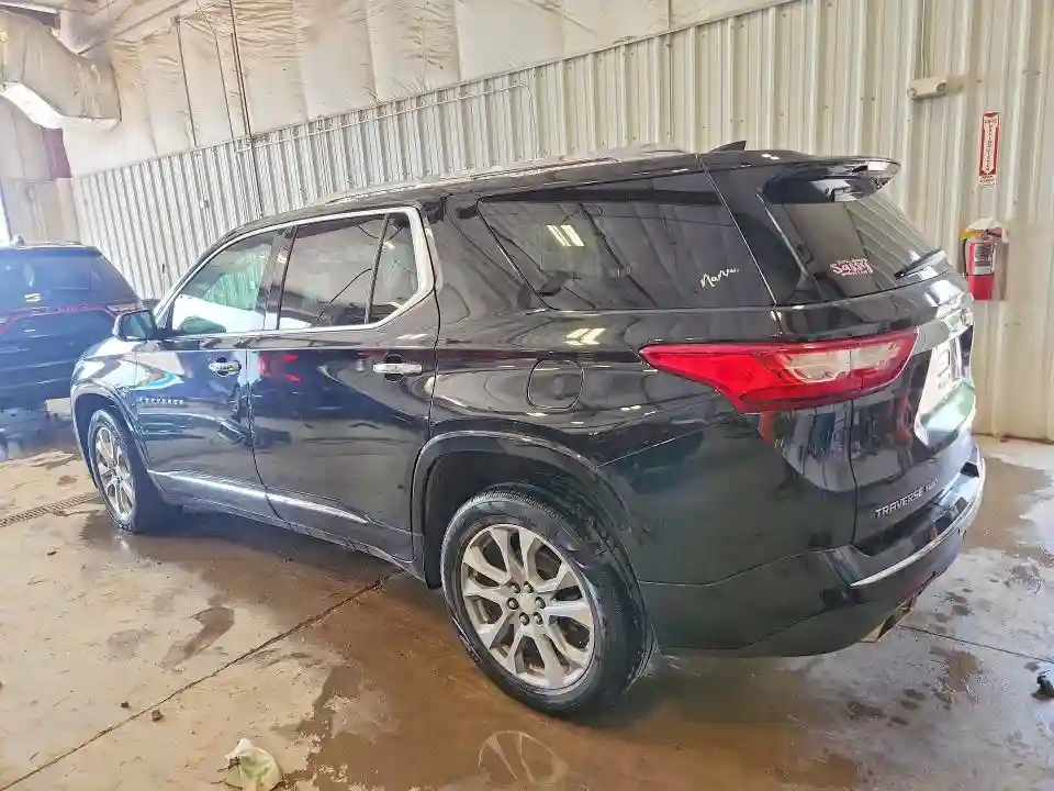 1GNEVJKW5JJ239433 2018 CHEVROLET TRAVERSE-1