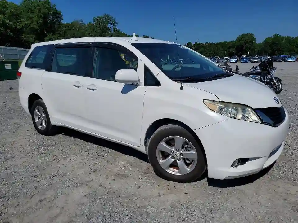 5TDZK3DC3ES450849 2014 TOYOTA SIENNA L 7-3