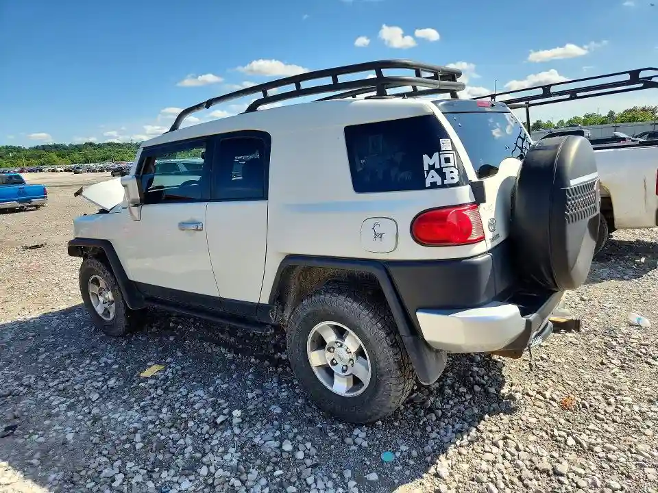 JTEBU4BF0AK079211 2010 TOYOTA FJ CRUISER-1