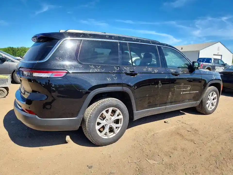 1C4RJKBG7M8141441 2021 JEEP CHEROKEE-2