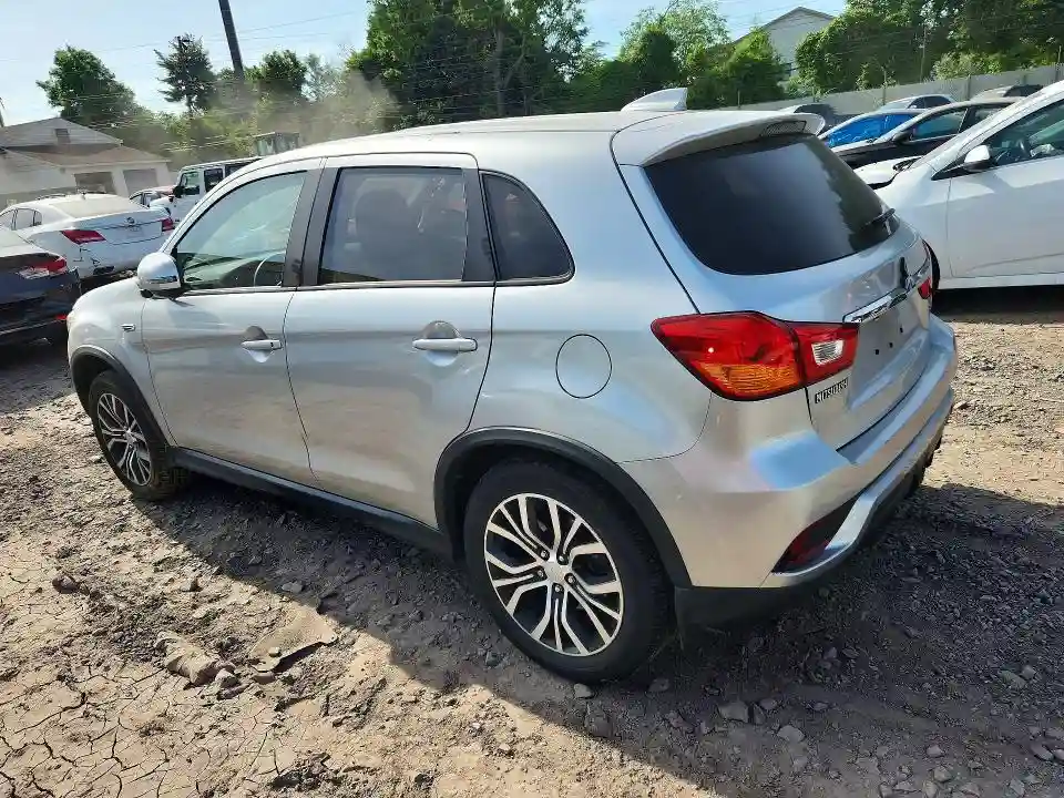 JA4AP3AU3JU024140 2018 MITSUBISHI OUTLANDER-1