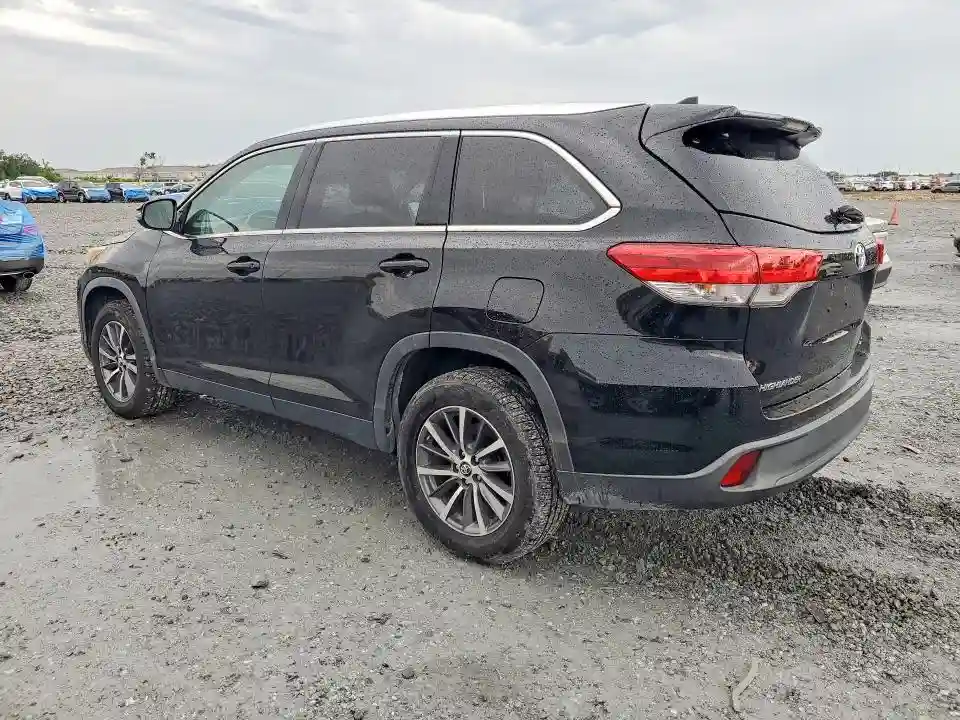 5TDKZRFH8KS573194 2019 TOYOTA HIGHLANDER-1