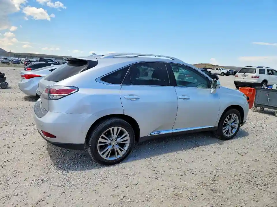 JTJBC1BA5D2442517 2013 LEXUS RX450-2