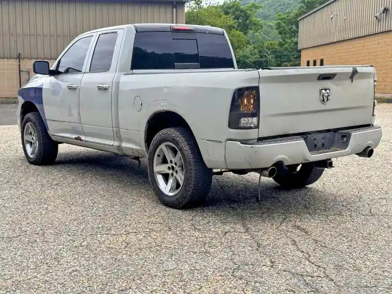 1D7RV1GT0BS669896 2011 DODGE RAM 1500-2