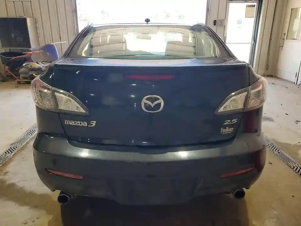 JM1BL1U62B1397454 2011 MAZDA MAZDA3-5