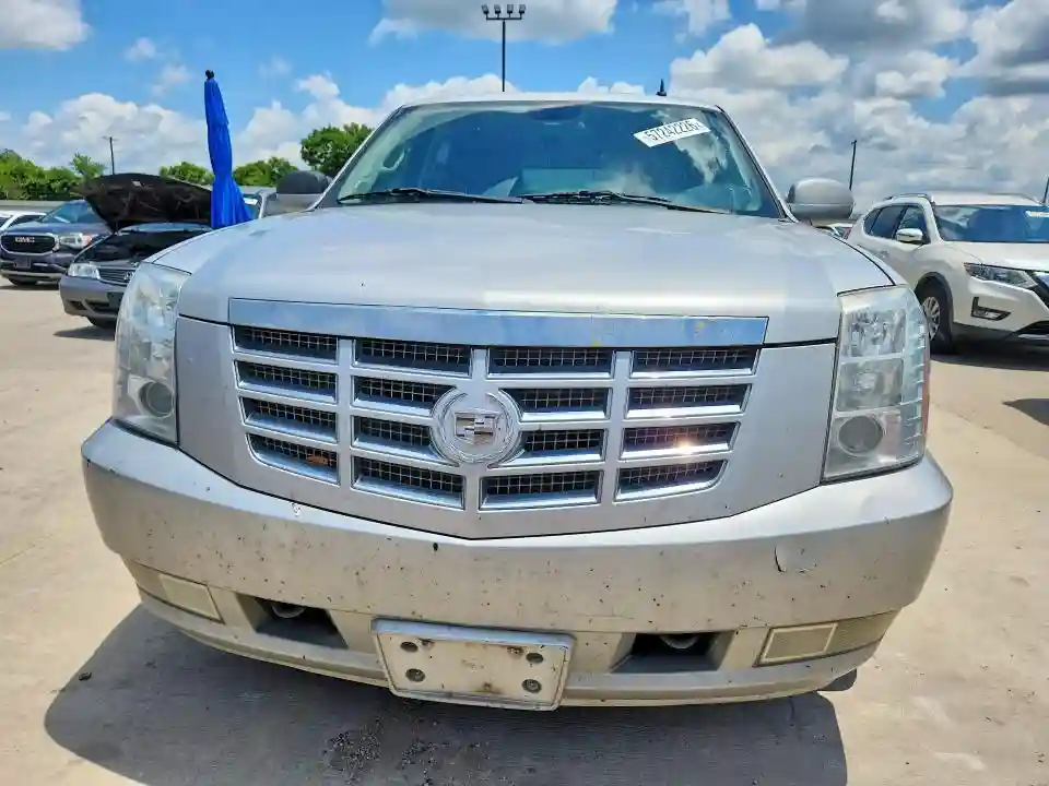 1GYS4BEF8BR139002 2011 CADILLAC ESCALADE-4