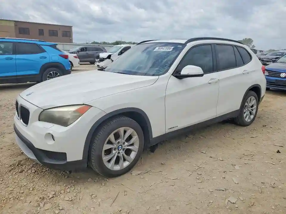 WBAVL1C50EVY20659 2014 BMW X1-0