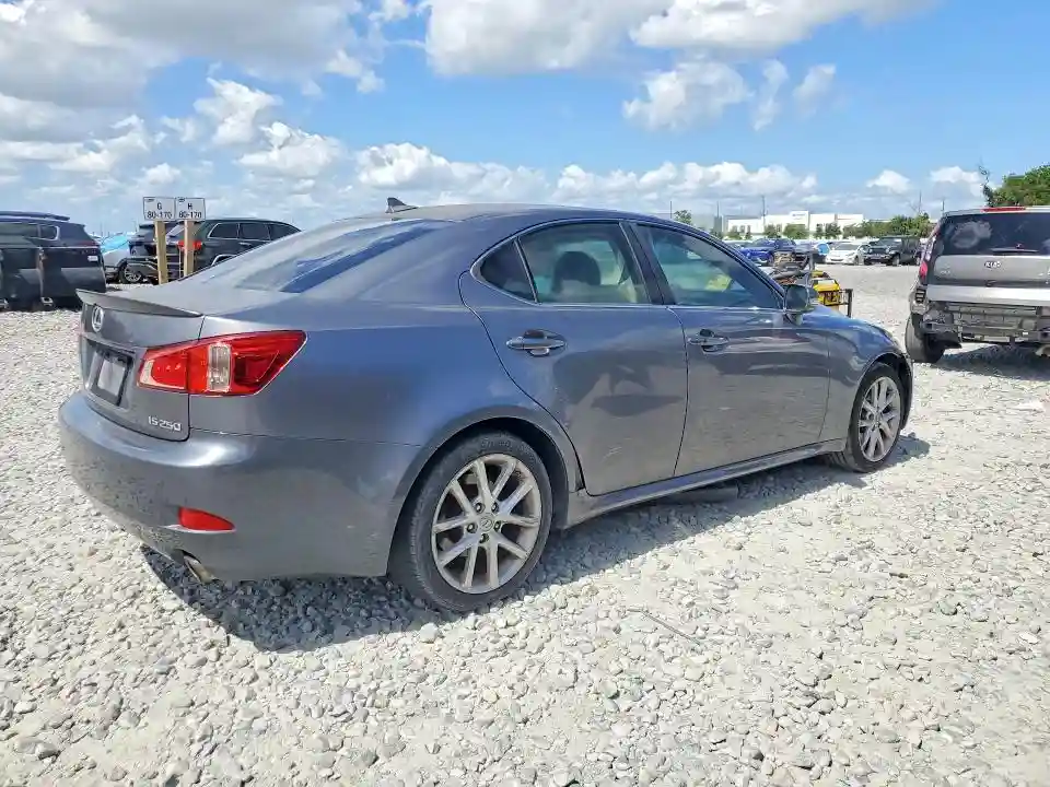 JTHBF5C28D5187223 2013 LEXUS IS-2