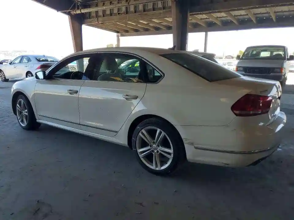 1VWCN7A37EC023228 2014 VOLKSWAGEN PASSAT-1