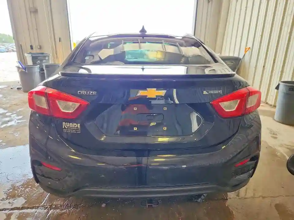 1G1BF5SM8J7209511 2018 CHEVROLET CRUZE-5