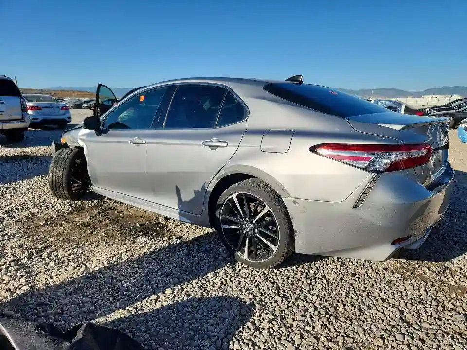 4T1KZ1AKXLU036811 2020 TOYOTA CAMRY-1