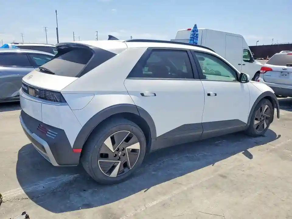 7YAKN4DA0SY028396 2025 HYUNDAI IONIQ-2