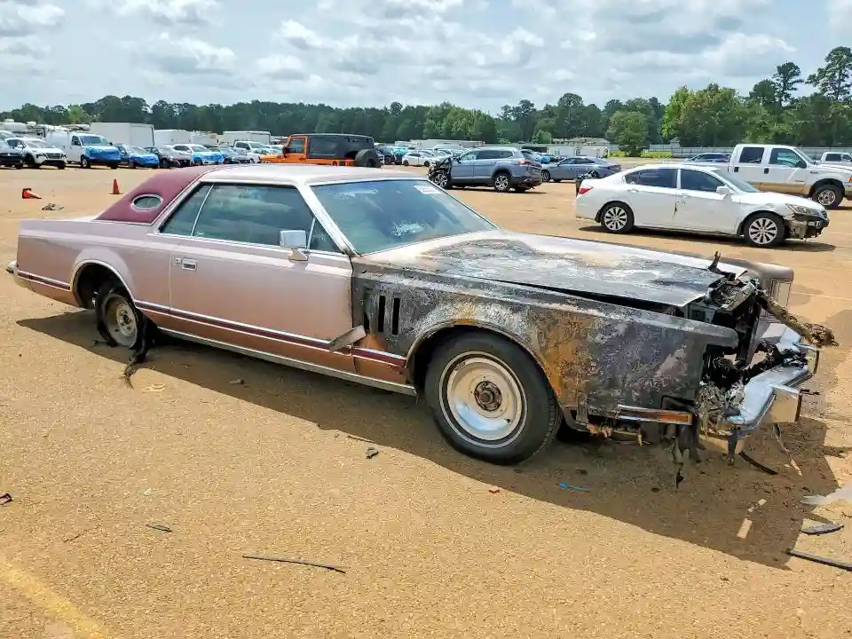 9Y89S737935 1979 LINCOLN CONTINENTL-3
