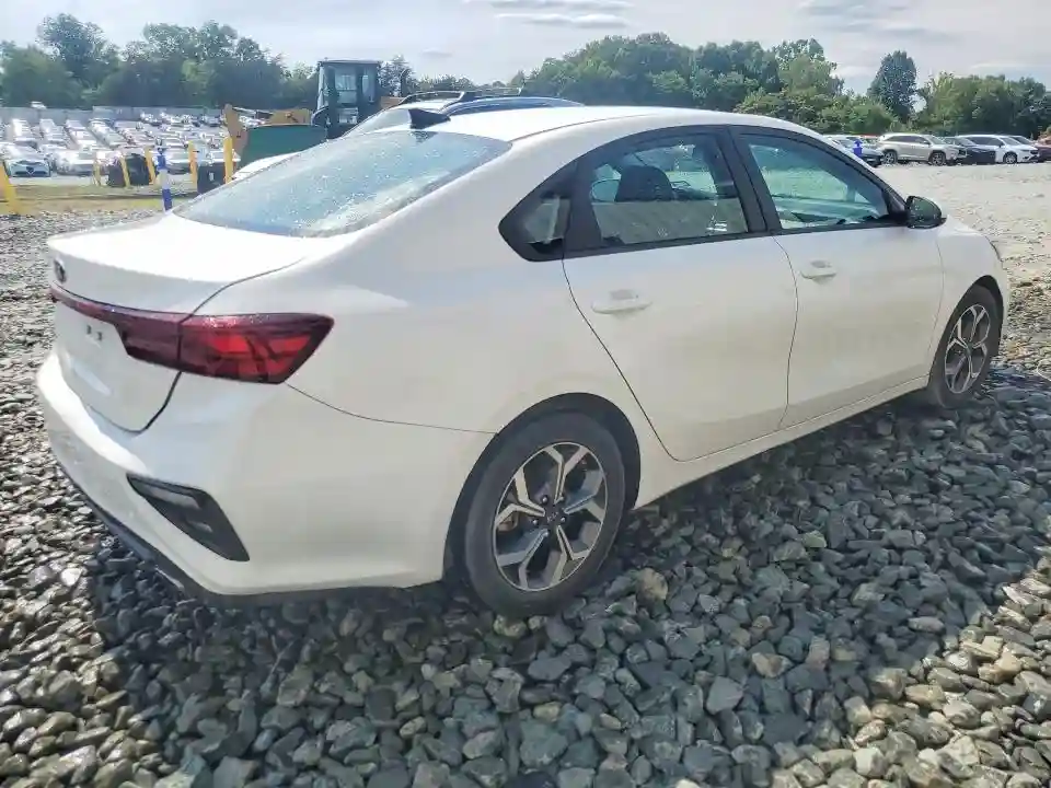 3KPF24AD4ME409516 2021 KIA FORTE-2