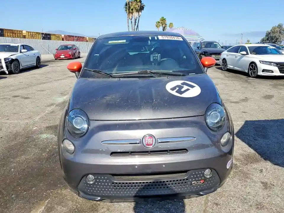 3C3CFFGE5FT749795 2015 FIAT 500-4