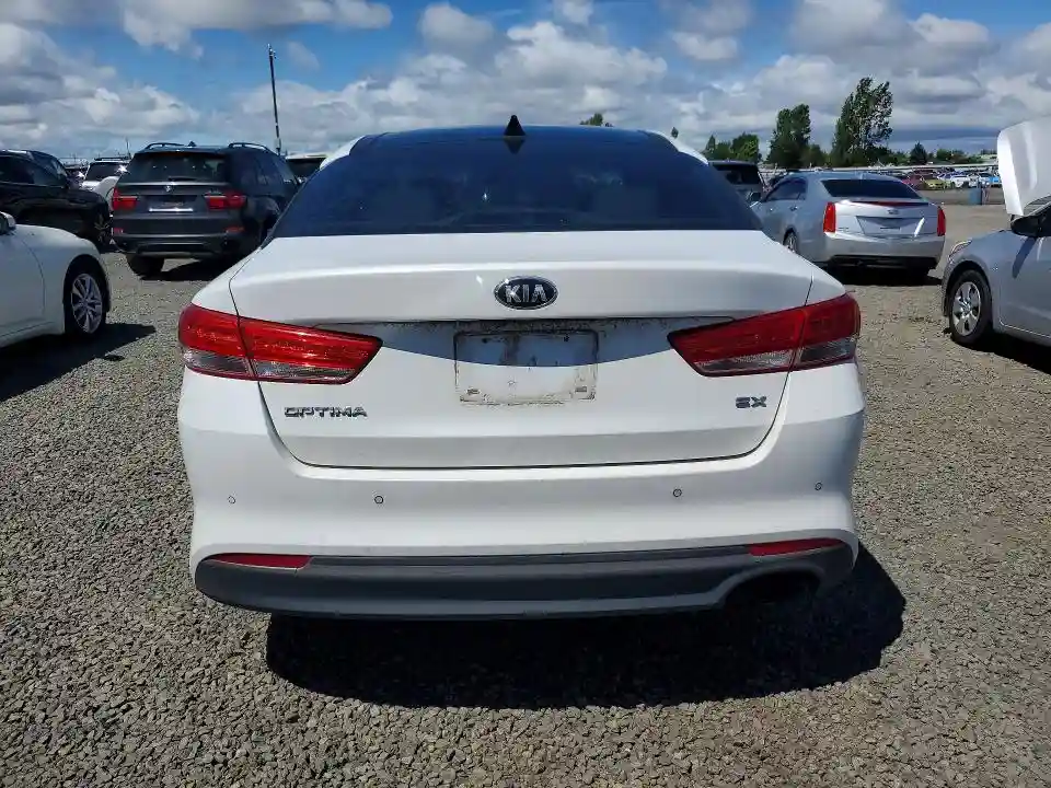 5XXGU4L30GG013212 2016 KIA OPTIMA-5