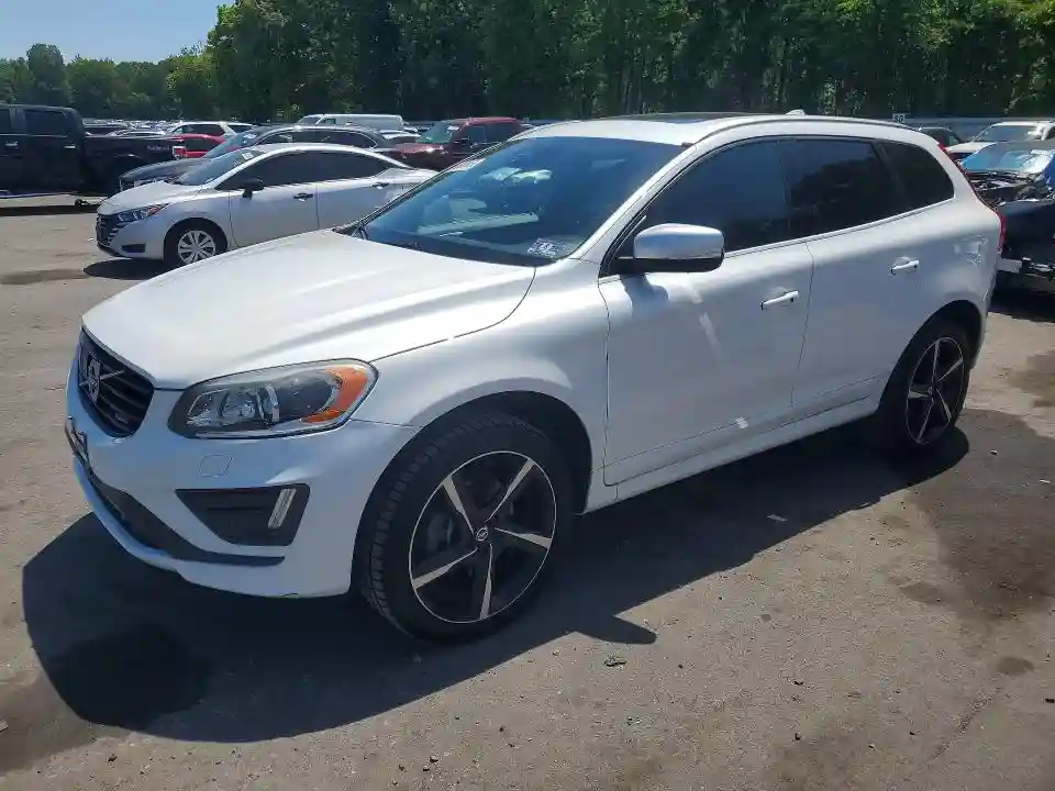 YV4902RS4F2726901 2015 VOLVO XC60-0