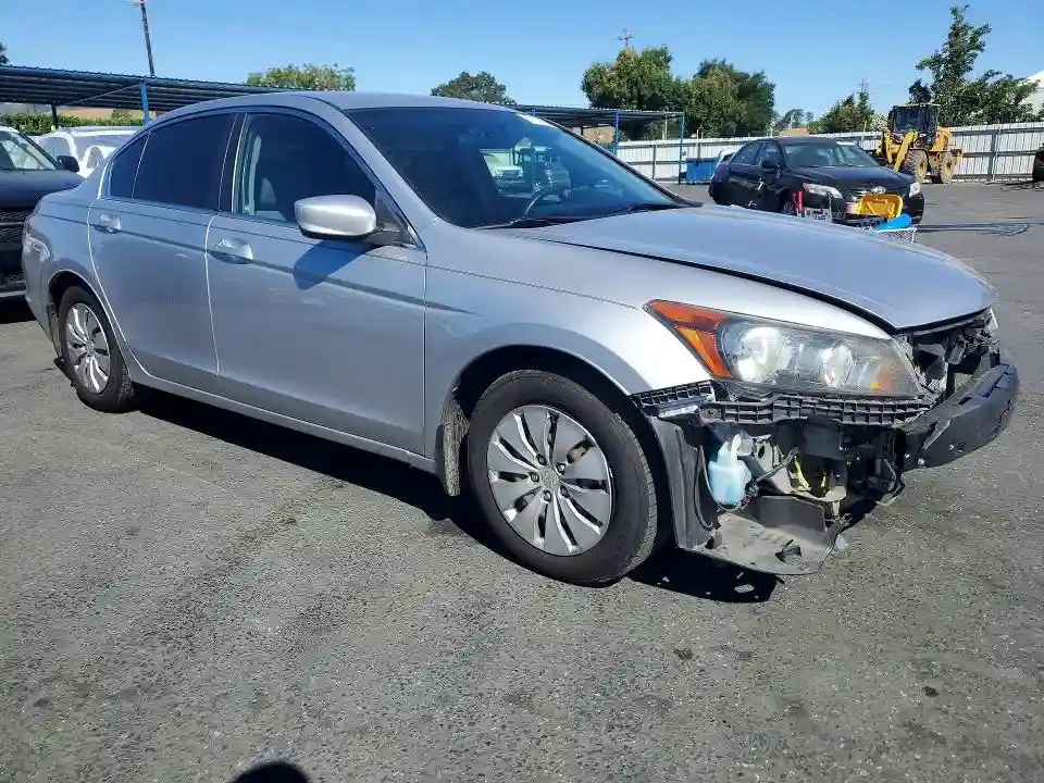 1HGCP2F30BA109692 2011 HONDA ACCORD-3