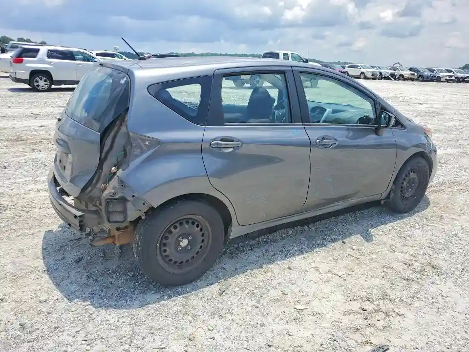 3N1CE2CP0JL361495 2018 NISSAN VERSA-2