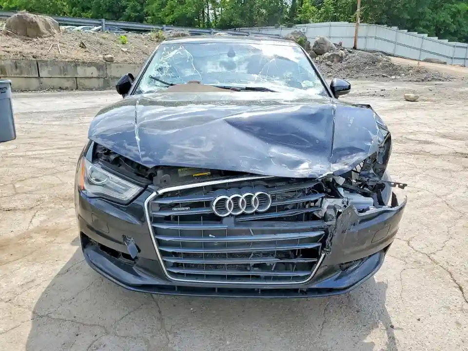 WAUBFGFF9F1069202 2015 AUDI A3-4