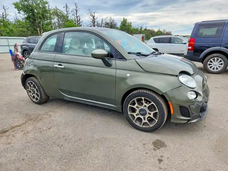 3C3CFFKH9JT377887 2018 FIAT 500-3