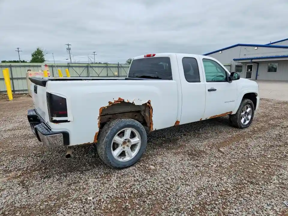 1GCRKREA2BZ446172 2011 CHEVROLET SILVERADO-2