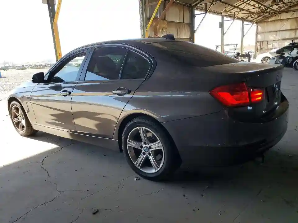 WBA3B1C50FP831838 2015 BMW 3 SERIES-1
