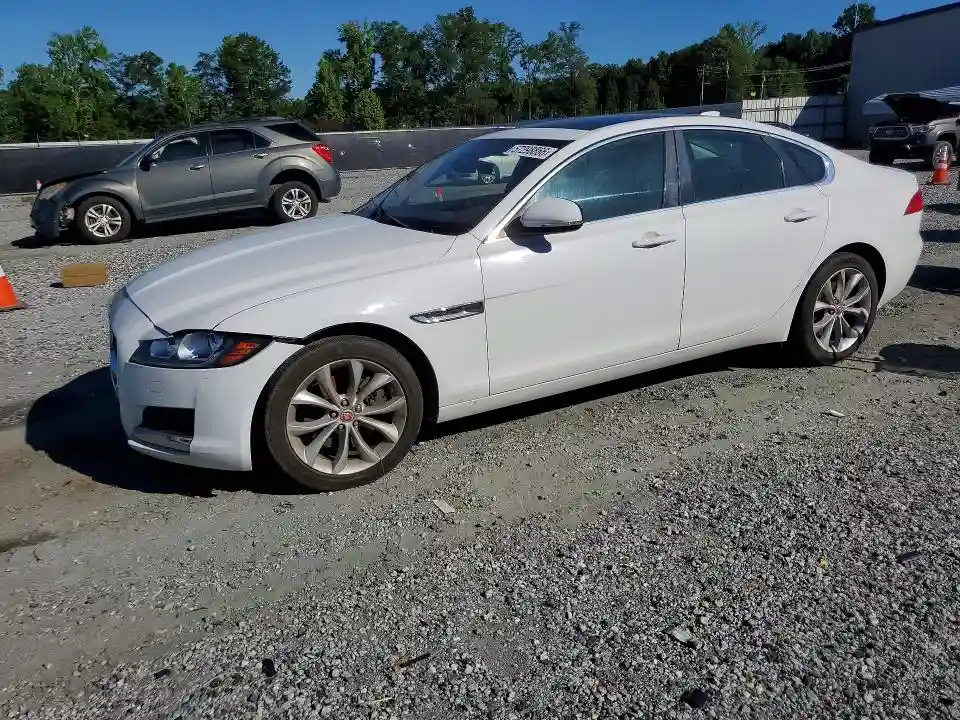 SAJBD4FX9KCY78845 2019 JAGUAR XF-0