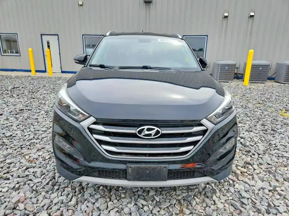 KM8J3CA23HU576503 2017 HYUNDAI TUCSON-4