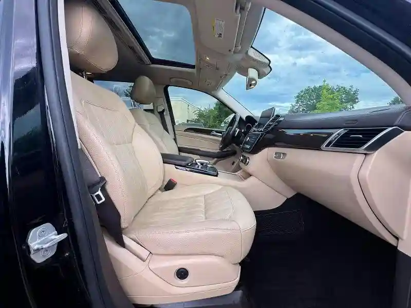4JGDF6EE8HA770679 2017 MERCEDES-BENZ GLS-CLASS-4