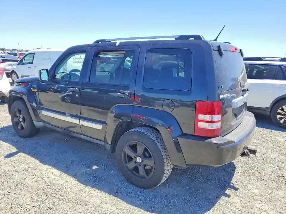 1C4PJMCK7CW133386 2012 JEEP LIBERTY-1