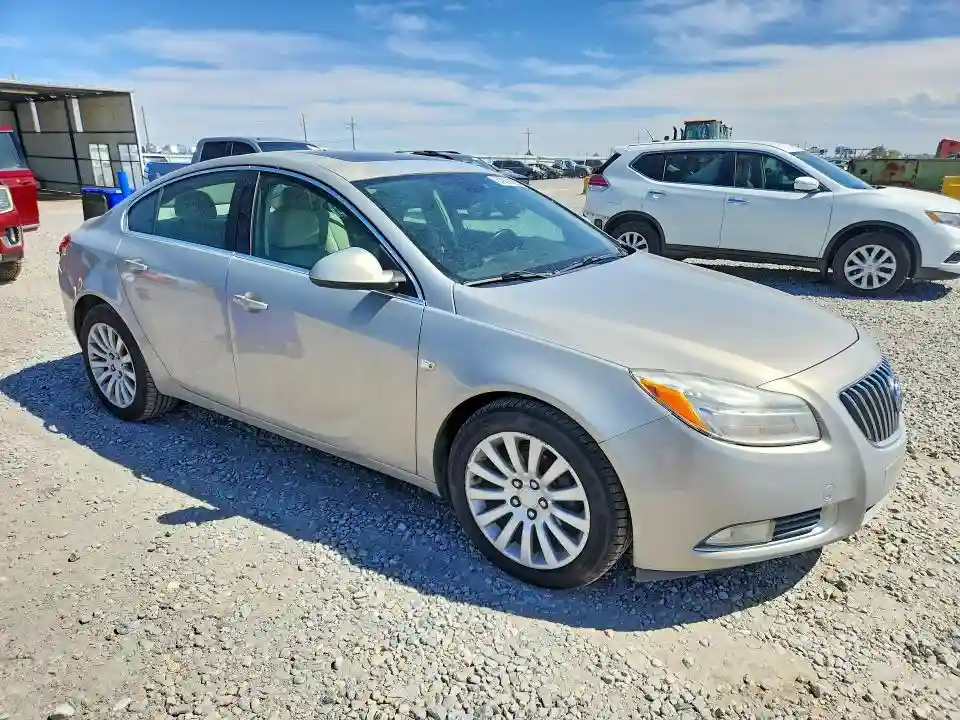 W04GS5ECXB1057029 2011 BUICK REGAL-3
