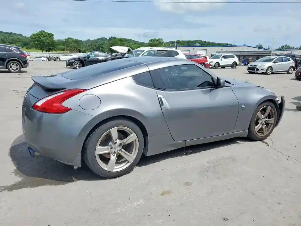 JN1AZ4EH7BM555297 2011 NISSAN 370Z-2