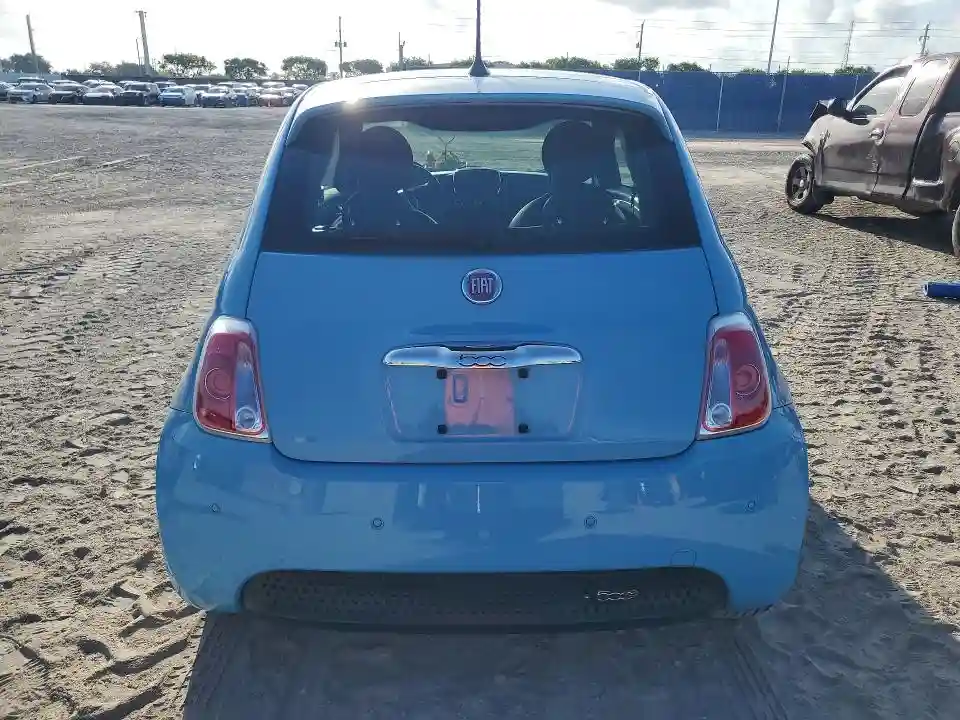3C3CFFGE1HT579907 2017 FIAT 500-5