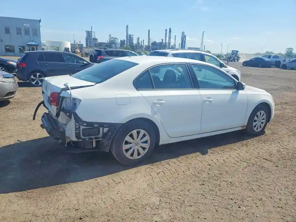 3VW2K7AJ5EM408062 2014 VOLKSWAGEN JETTA-2